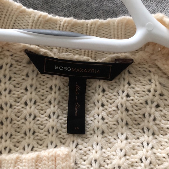 Bcbg sweater size XS like new - Picture 3 of 3